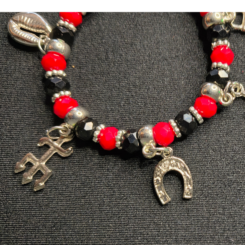 Pulseira de Exu Tranca Ruas – Pingentes de Tridente, Chave e Cadeado | Proteção e Abertura de Caminhos - Imagem 3