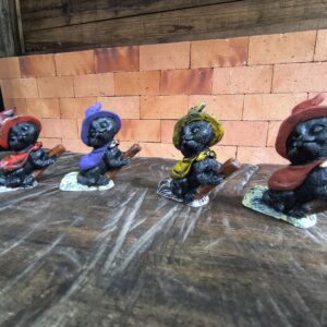 🐾✨ Gatinhos Bruxos na Vassoura ✨🐾