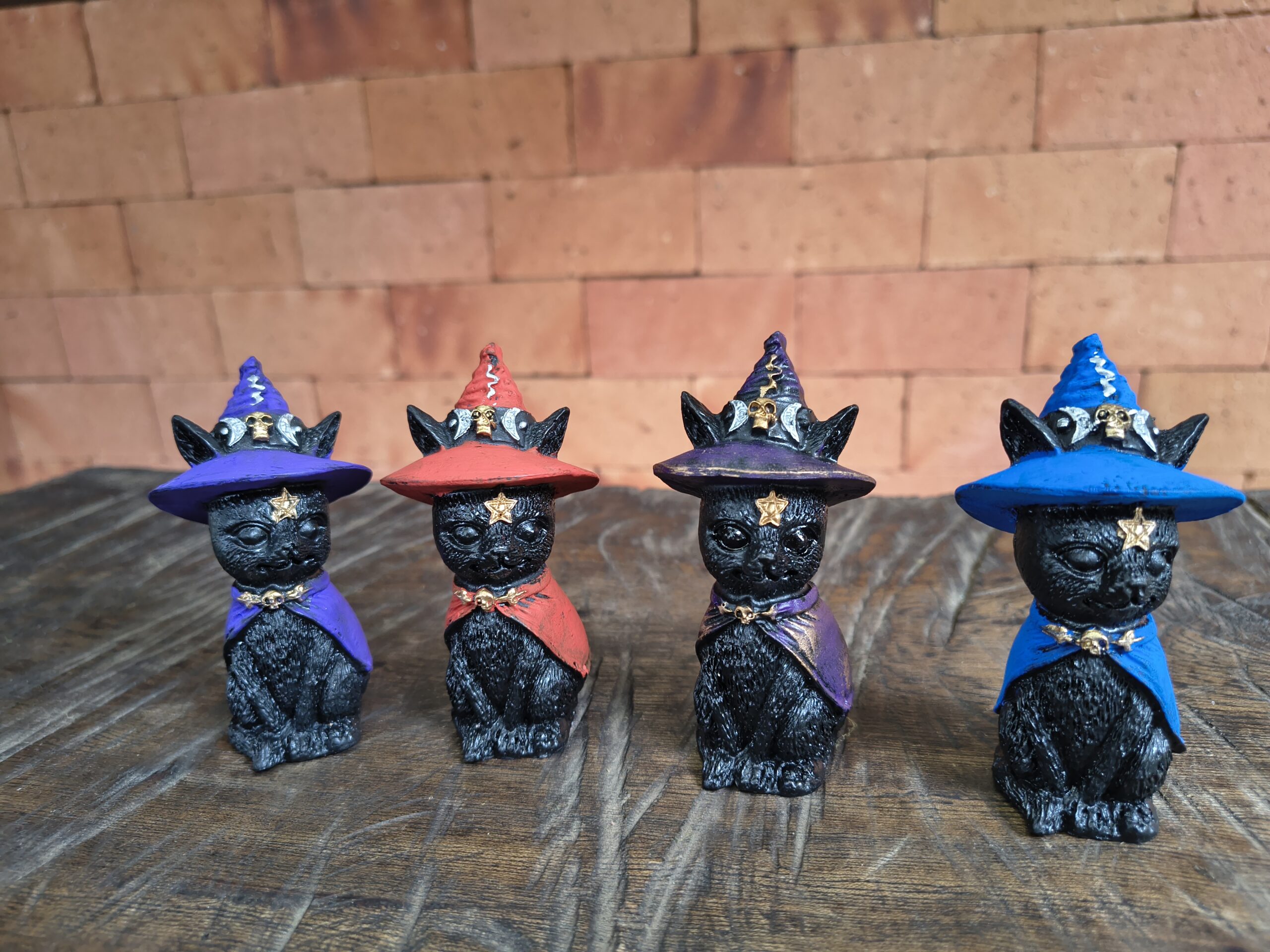 🐾✨ Gatinhos Bruxos – Guardiões Místicos em Miniatura ✨🐾