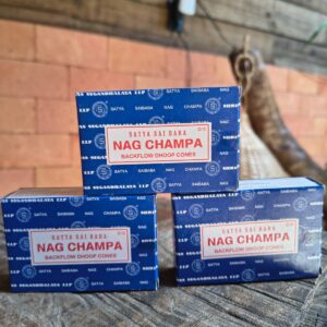 🌿 Incensos de Cone Cascata Satya – Aromas que Elevam a Energia 🌿